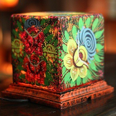 TRUCK-ART-LAMP
