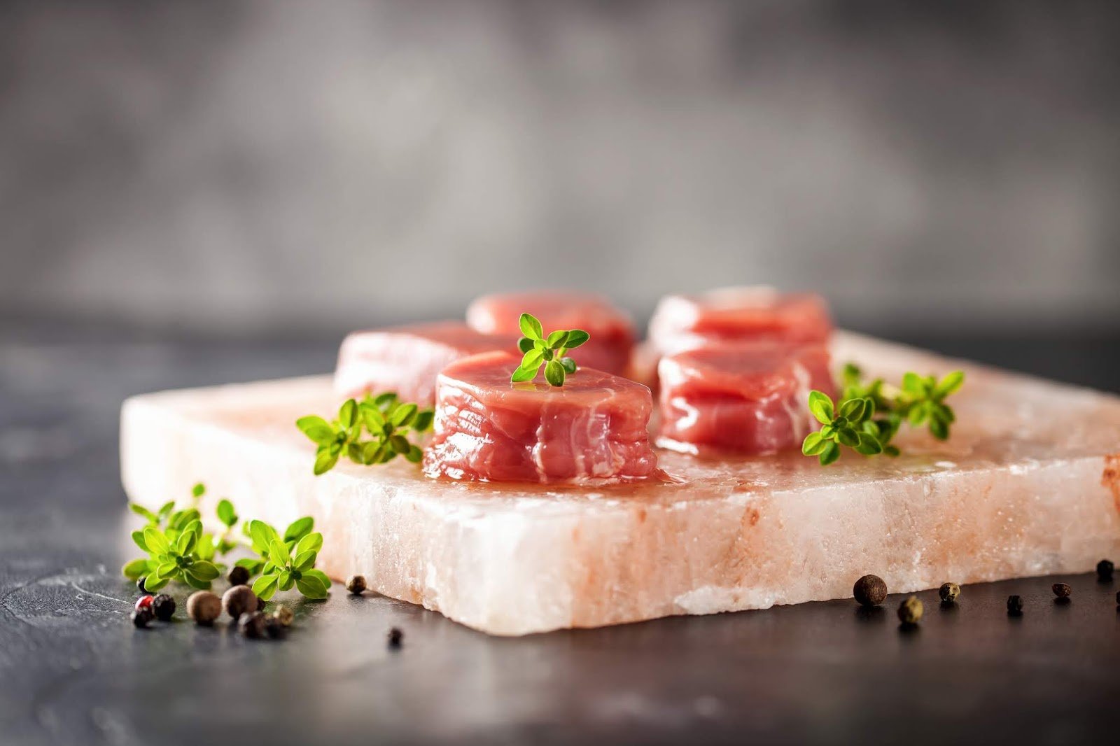 salt cooking blocks used to cook food with natural touch